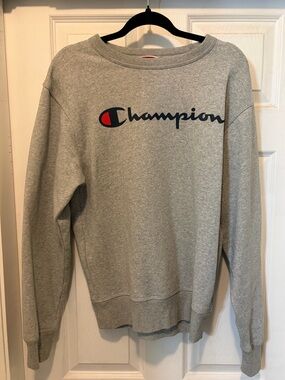 Champion crewneck logo sweatshirt